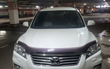 Toyota RAV4, 2011 год, 2 050 000 рублей, 2 фотография