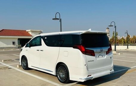 Toyota Alphard III, 2021 год, 4 500 040 рублей, 5 фотография