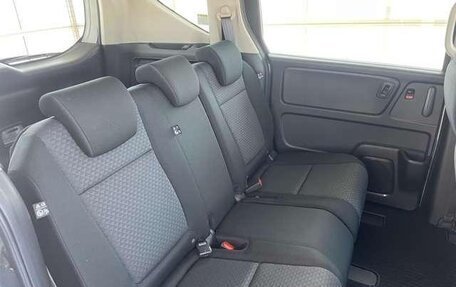 Honda Freed II, 2016 год, 1 400 000 рублей, 14 фотография