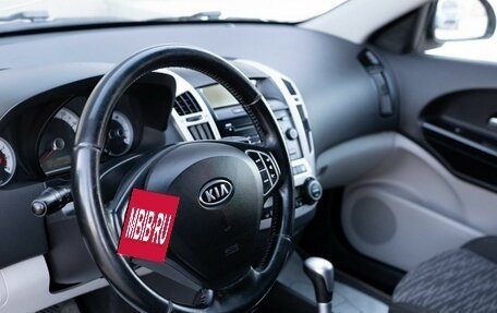 KIA cee'd I рестайлинг, 2009 год, 800 000 рублей, 10 фотография