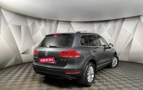 Volkswagen Touareg III, 2012 год, 1 995 150 рублей, 2 фотография