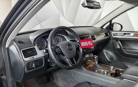 Volkswagen Touareg III, 2012 год, 1 995 150 рублей, 14 фотография