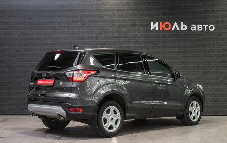 Ford Kuga III, 2017 год, 2 185 000 рублей, 6 фотография