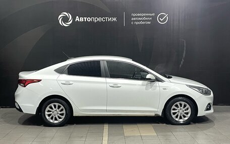 Hyundai Solaris II рестайлинг, 2017 год, 1 300 000 рублей, 8 фотография