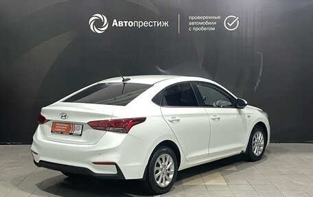 Hyundai Solaris II рестайлинг, 2017 год, 1 300 000 рублей, 7 фотография