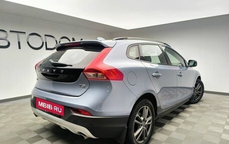 Volvo V40 Cross Country I, 2019 год, 2 197 000 рублей, 4 фотография