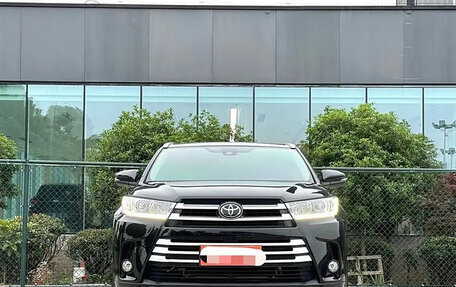 Toyota Highlander III, 2021 год, 3 008 888 рублей, 2 фотография