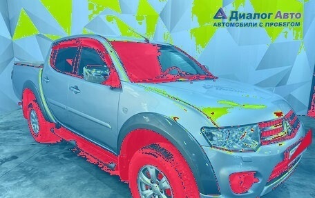 Mitsubishi L200 IV рестайлинг, 2014 год, 1 795 000 рублей, 3 фотография