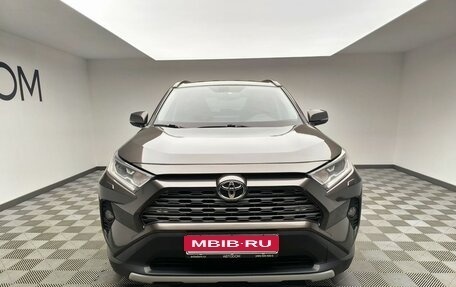 Toyota RAV4, 2021 год, 4 097 000 рублей, 2 фотография