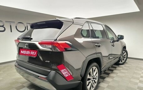 Toyota RAV4, 2021 год, 4 097 000 рублей, 4 фотография