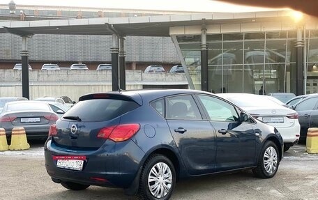 Opel Astra J, 2011 год, 715 990 рублей, 10 фотография