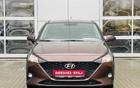 Hyundai Solaris II рестайлинг, 2021 год, 1 670 000 рублей, 2 фотография