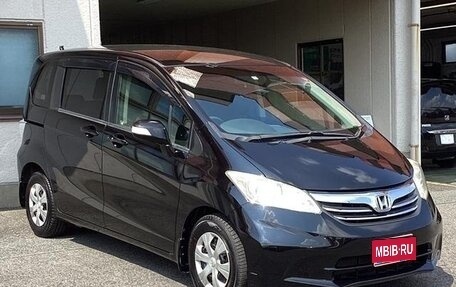 Honda Freed I, 2012 год, 940 000 рублей, 1 фотография