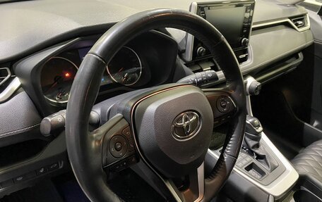 Toyota RAV4, 2021 год, 3 179 000 рублей, 14 фотография