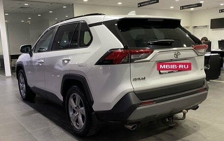 Toyota RAV4, 2021 год, 3 179 000 рублей, 7 фотография