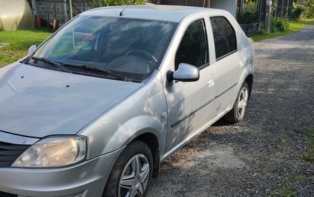 Renault Logan I, 2013 год, 320 000 рублей, 4 фотография