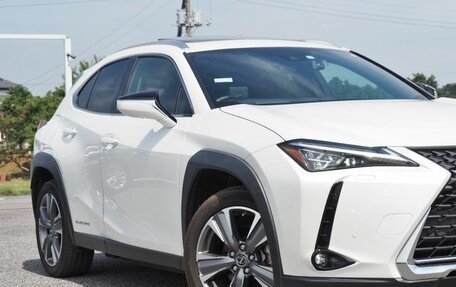 Lexus UX I, 2021 год, 2 700 000 рублей, 3 фотография