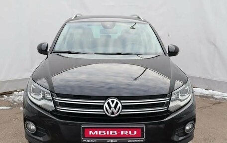 Volkswagen Tiguan I, 2015 год, 1 389 000 рублей, 2 фотография