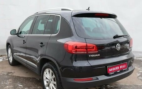 Volkswagen Tiguan I, 2015 год, 1 389 000 рублей, 6 фотография