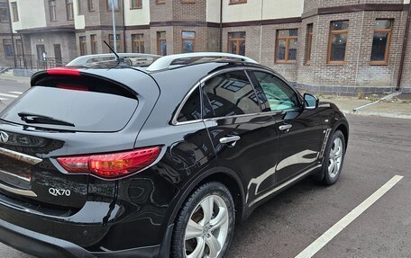 Infiniti FX II, 2011 год, 2 100 000 рублей, 2 фотография