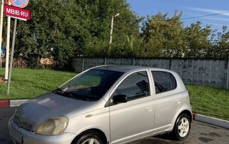 Toyota Yaris I рестайлинг, 2001 год, 260 000 рублей, 2 фотография