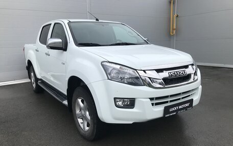 Isuzu D-Max II, 2017 год, 2 415 000 рублей, 3 фотография