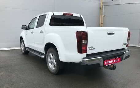 Isuzu D-Max II, 2017 год, 2 415 000 рублей, 7 фотография