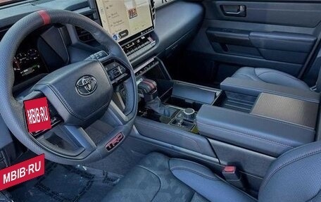 Toyota Sequoia, 2024 год, 15 500 000 рублей, 6 фотография