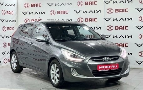 Hyundai Solaris II рестайлинг, 2013 год, 1 040 000 рублей, 1 фотография