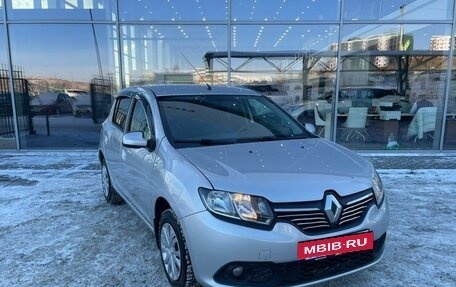 Renault Sandero II рестайлинг, 2017 год, 1 050 000 рублей, 3 фотография