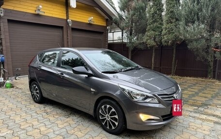 Hyundai Solaris II рестайлинг, 2015 год, 960 000 рублей, 4 фотография