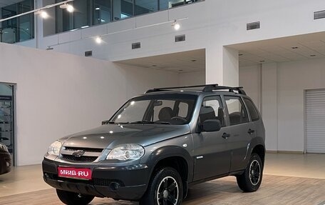 Chevrolet Niva I рестайлинг, 2011 год, 670 000 рублей, 1 фотография