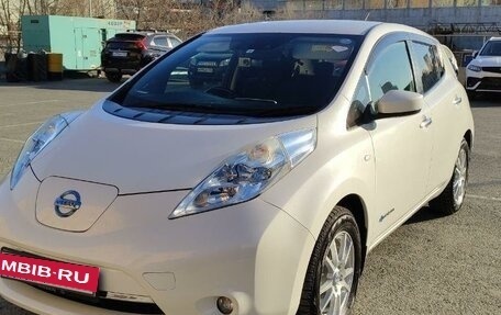 Nissan Leaf I, 2016 год, 680 000 рублей, 8 фотография