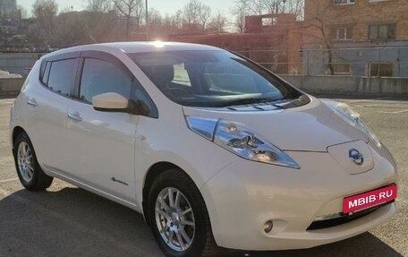 Nissan Leaf I, 2016 год, 680 000 рублей, 3 фотография