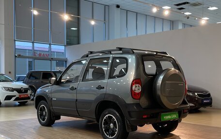 Chevrolet Niva I рестайлинг, 2011 год, 670 000 рублей, 7 фотография