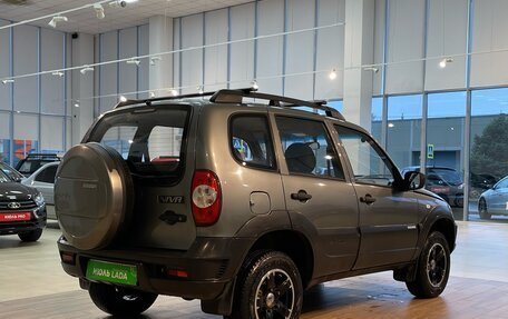 Chevrolet Niva I рестайлинг, 2011 год, 670 000 рублей, 5 фотография