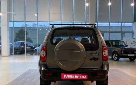 Chevrolet Niva I рестайлинг, 2011 год, 670 000 рублей, 6 фотография