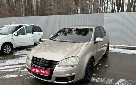 Volkswagen Jetta VI, 2007 год, 700 000 рублей, 1 фотография