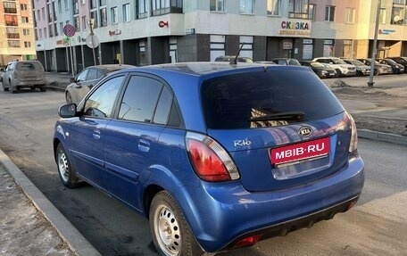 KIA Rio II, 2011 год, 7 000 000 рублей, 2 фотография