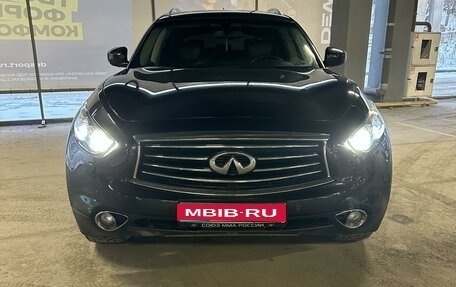 Infiniti QX70, 2015 год, 3 550 000 рублей, 1 фотография