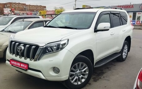 Toyota Land Cruiser Prado 150 рестайлинг 2, 2016 год, 3 990 000 рублей, 4 фотография