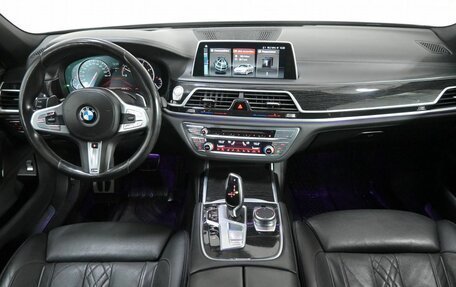 BMW 7 серия, 2018 год, 5 140 000 рублей, 10 фотография