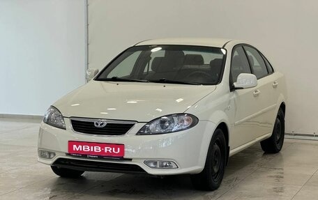 Daewoo Gentra II, 2013 год, 675 000 рублей, 1 фотография