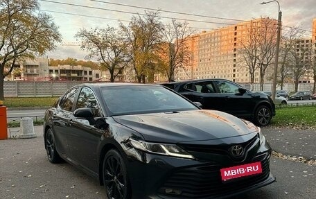 Toyota Camry, 2020 год, 2 900 000 рублей, 9 фотография