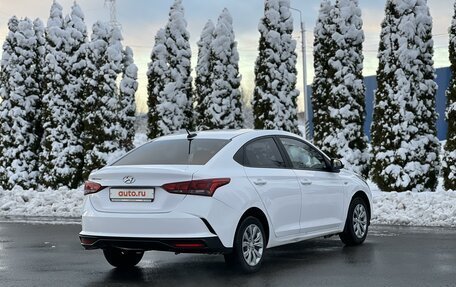 Hyundai Solaris II рестайлинг, 2021 год, 1 390 000 рублей, 8 фотография