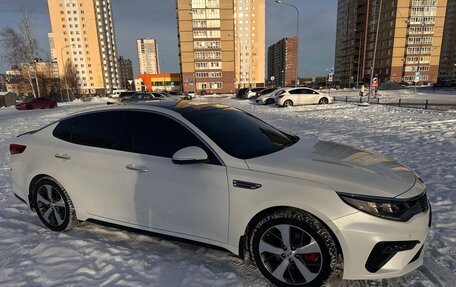 KIA Optima IV, 2018 год, 2 500 000 рублей, 6 фотография