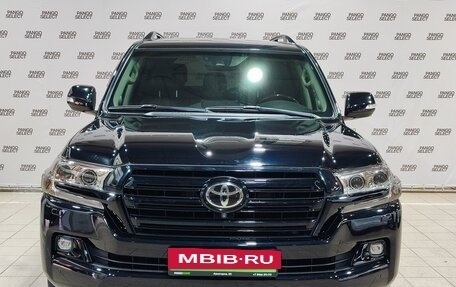 Toyota Land Cruiser 200, 2015 год, 5 080 000 рублей, 2 фотография