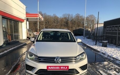 Volkswagen Touareg III, 2014 год, 2 750 000 рублей, 3 фотография