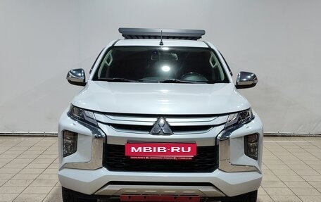 Mitsubishi L200 IV рестайлинг, 2019 год, 4 530 000 рублей, 2 фотография