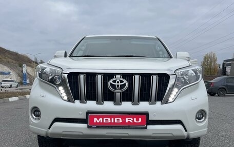 Toyota Land Cruiser Prado 150 рестайлинг 2, 2017 год, 4 050 000 рублей, 1 фотография